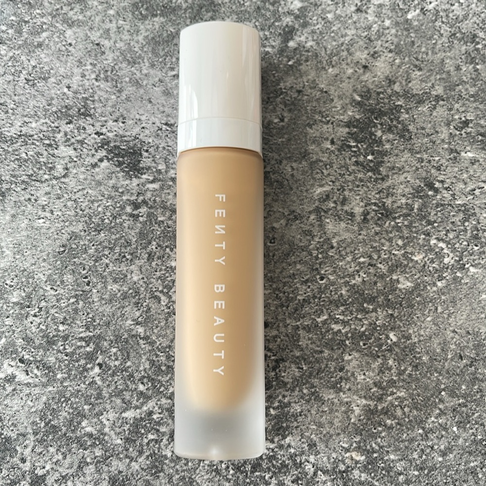 Fenty 290 Prp Filt’r Soft Matte Longwear Foundation